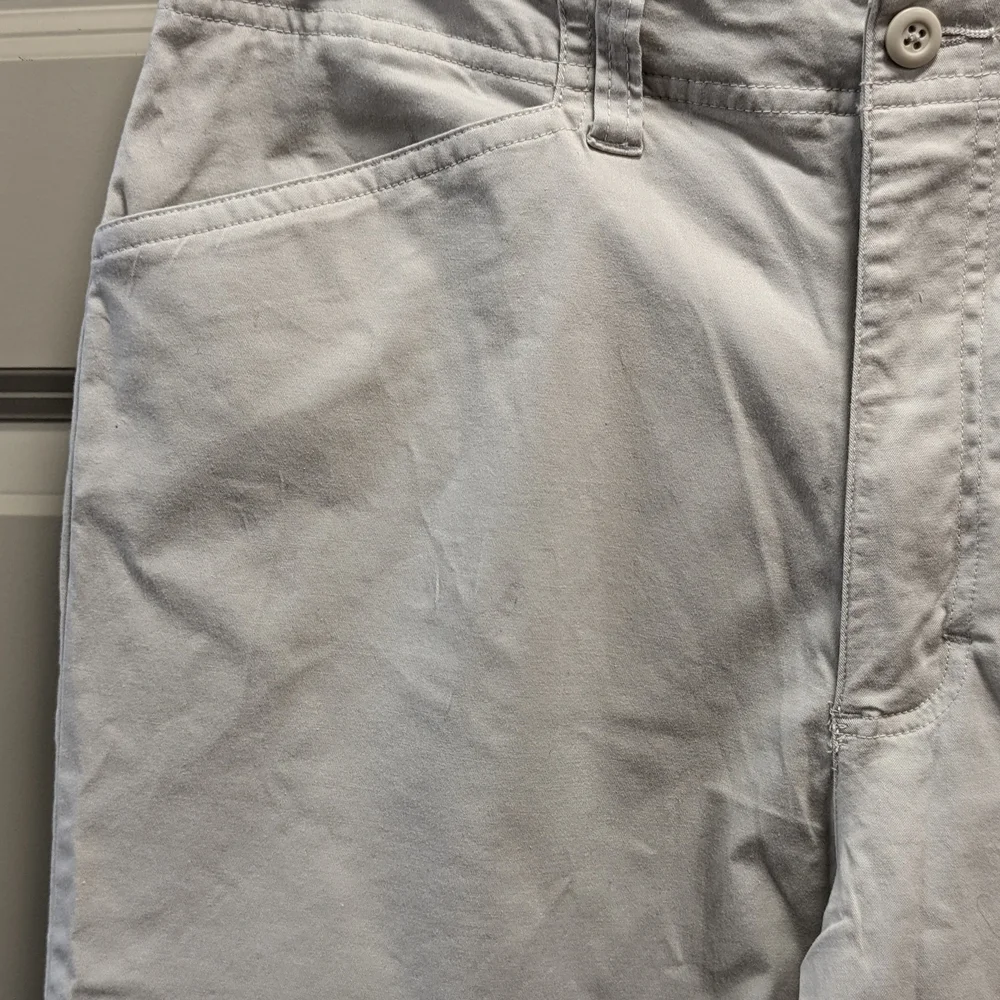 White Stag Stretch Classic Tan Khaki Chinos Bermudas/Capris- Size 10